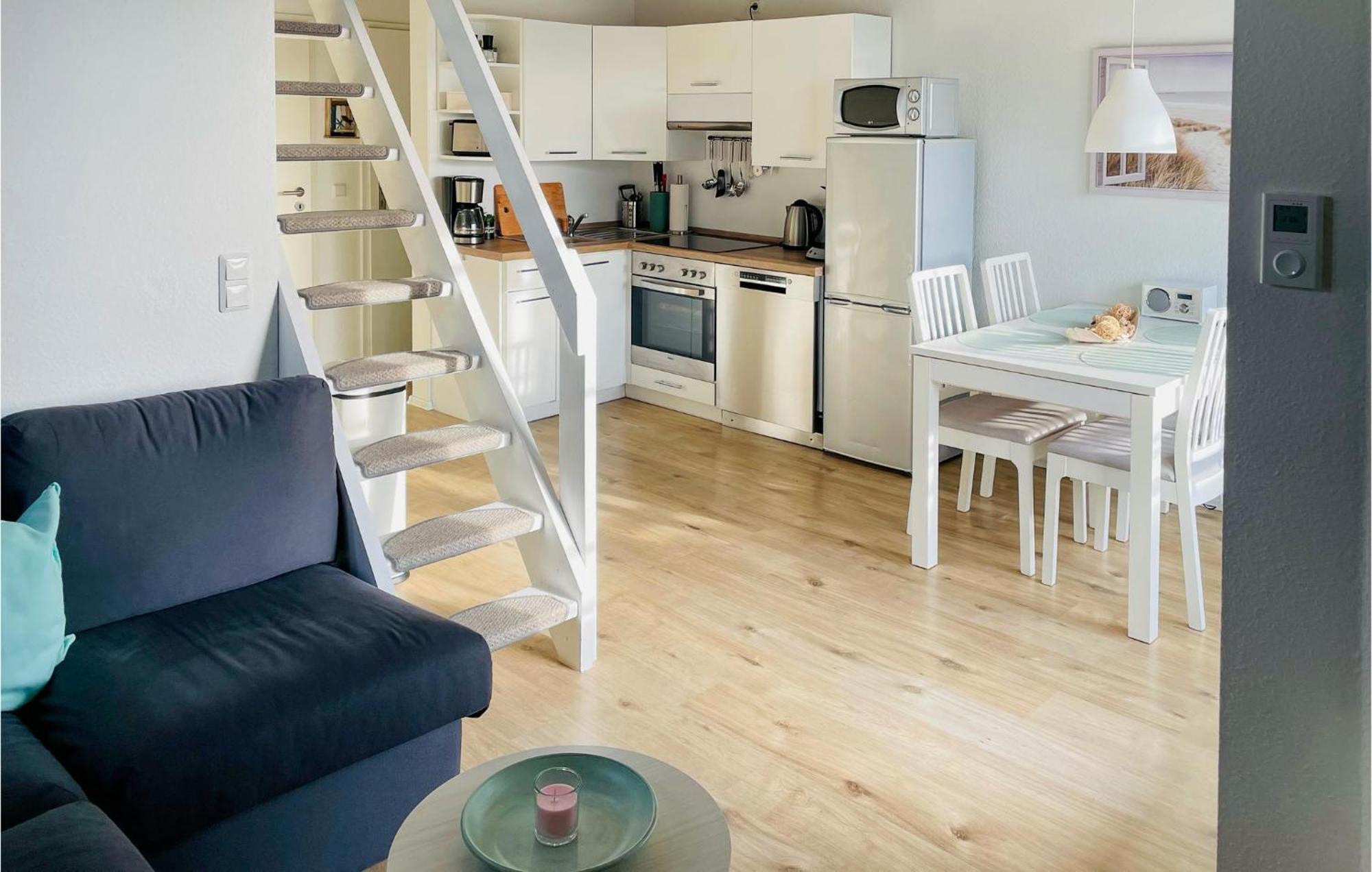 Cozy Apartment In Friedrichskoog With Kitchen ภายนอก รูปภาพ